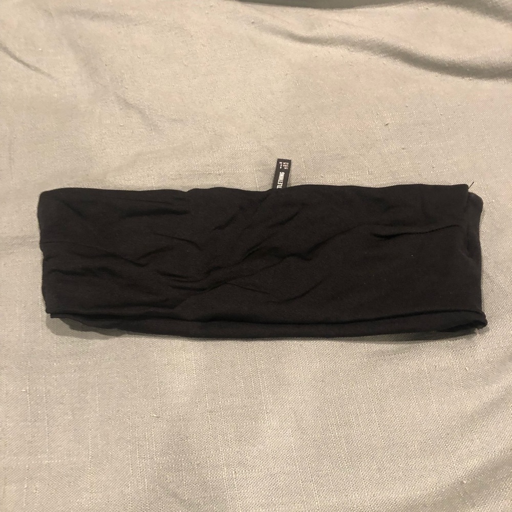 PrettyLittleThing Black Bandeau Top
